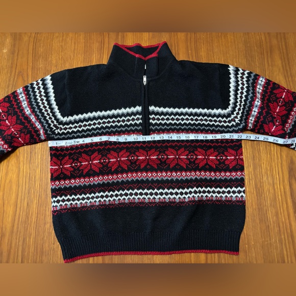 Carolyn Taylor Holiday Black and Red Patterned Zip-Up Sweater - Large - Picture 11 of 15